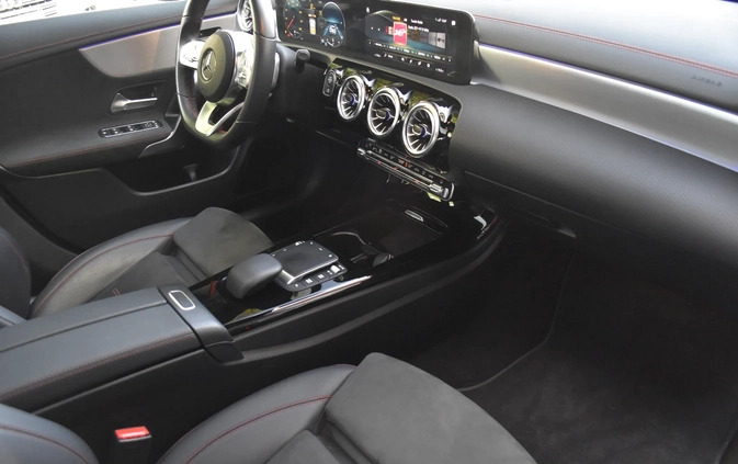 Mercedes-Benz CLA cena 179000 przebieg: 22000, rok produkcji 2021 z Debrzno małe 596